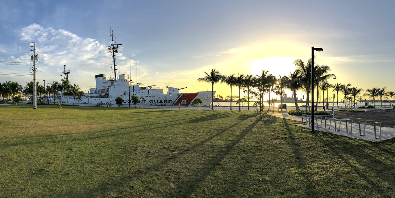 Ships at the Outer Mole, Key West, Florida, USA