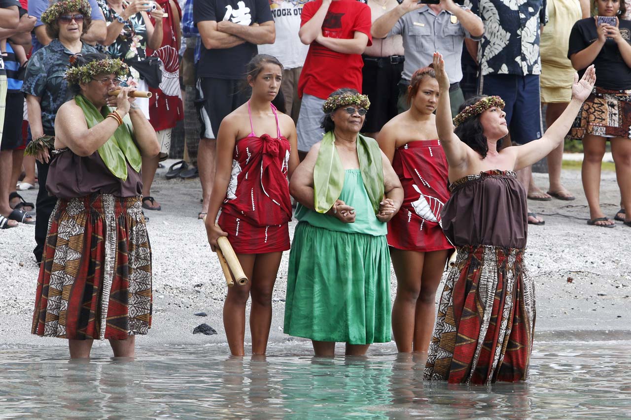 Blessing at Hukilau fishing demonstration