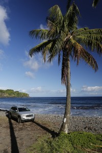Jeep Grand Cherokee at the beach, Road to Hana, Maui