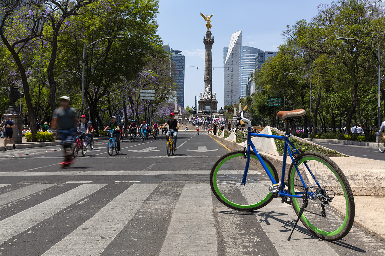 Angel de la Independencia by Bike, Mexico City