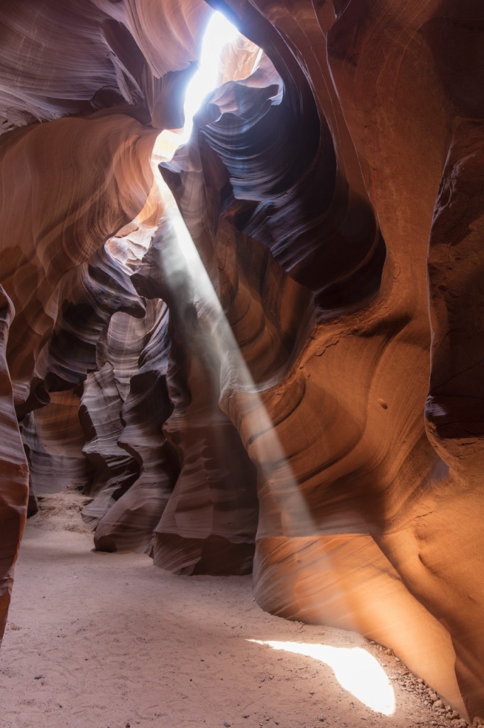 Sunbeam reaching the Canyon floor at Upper Antelope Canyon