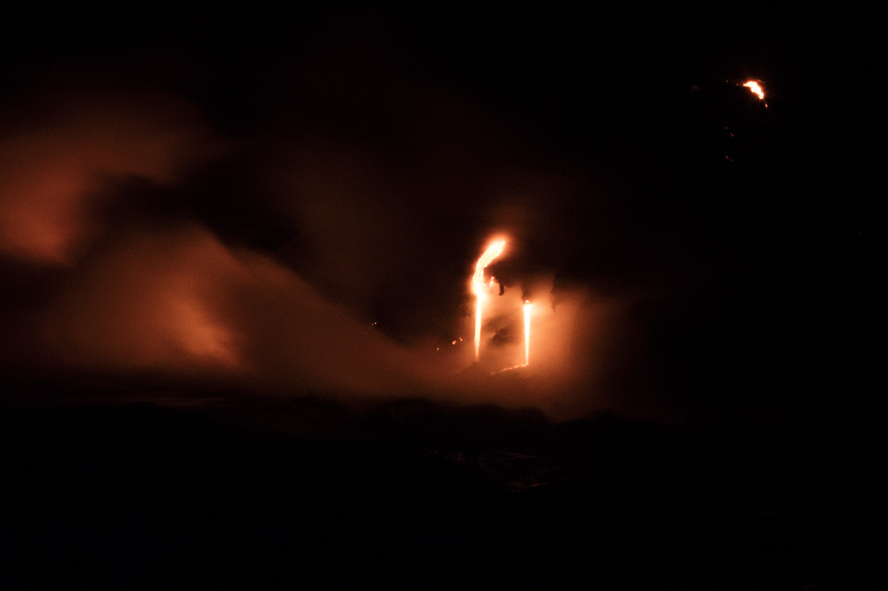 Lava flows into the ocean, Kalapana, Kilauea volcano, Big Island of Hawai'i, USA