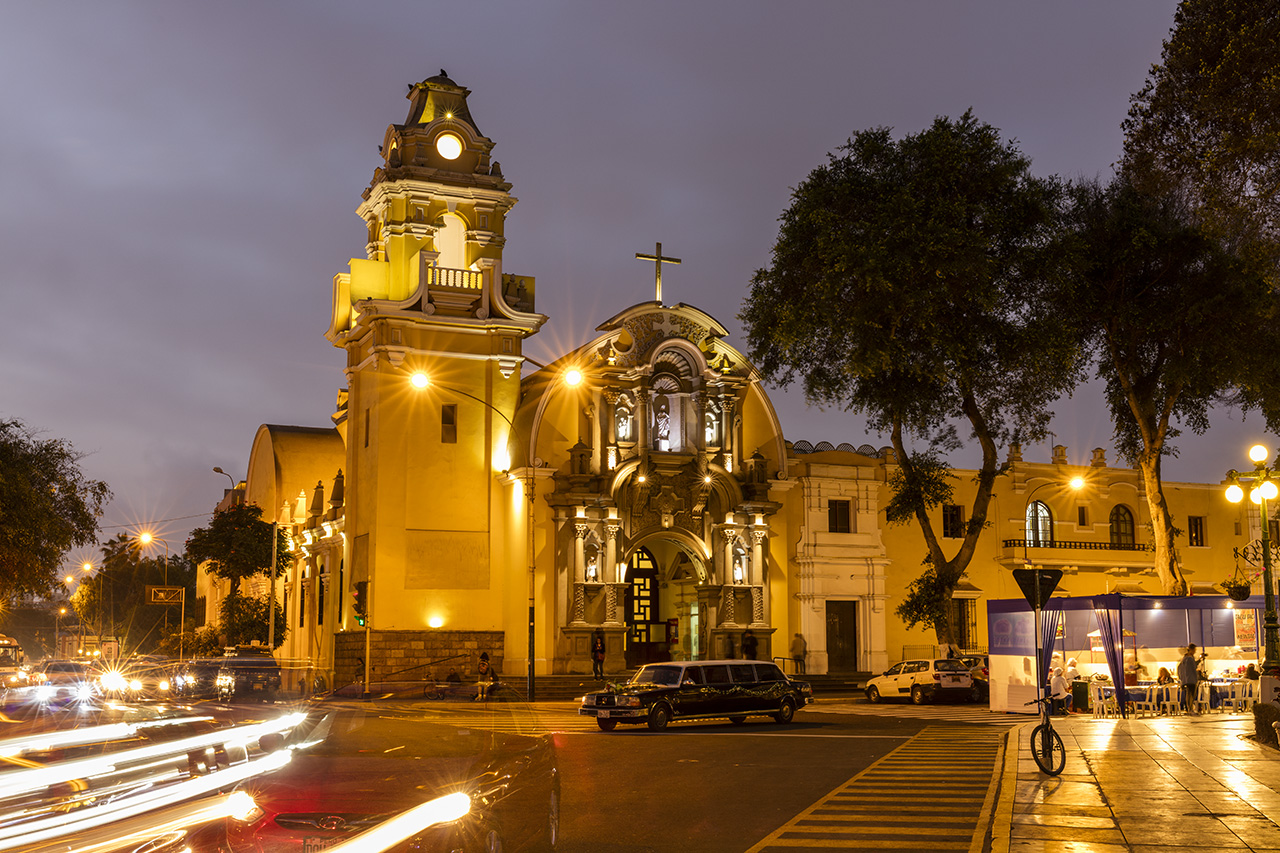 Iglesia La Santísima Cruz, Barranco, Lima, Peru