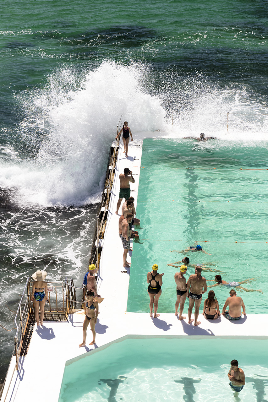 Unsuspecting crowds at Bondi Rockpool, Sydney, Australia