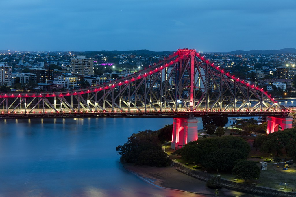 Story bridge across the Brisbane River at night, Queensland, Australia