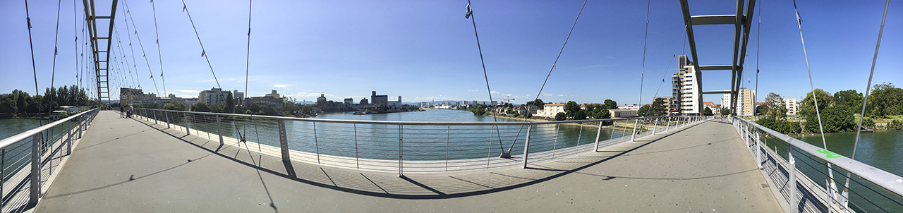 Passerelle des Trois Pays / Dreiländerbrücke