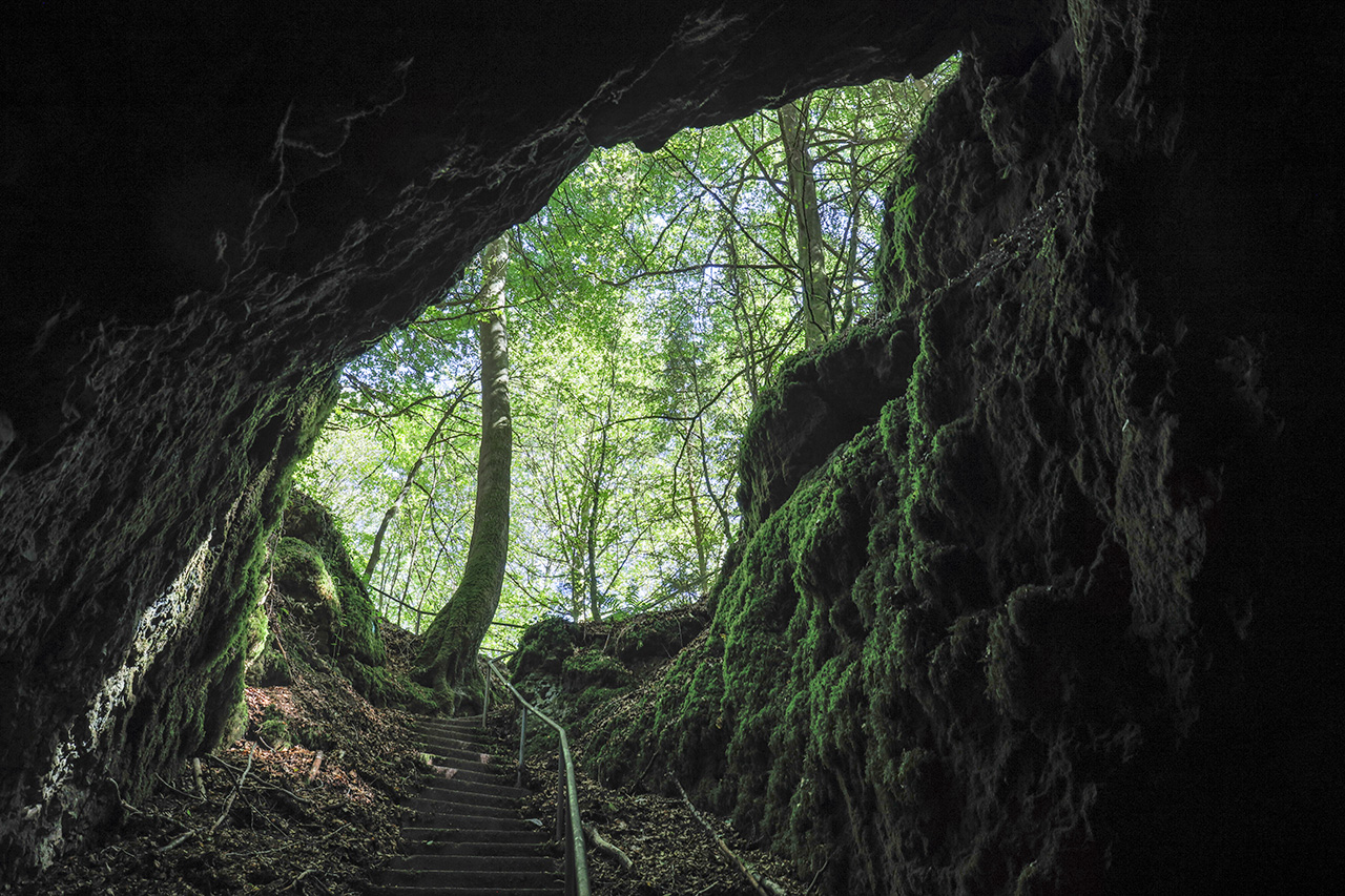 Arndthöhle cave, Kipfenberg, Bavaria, Germany