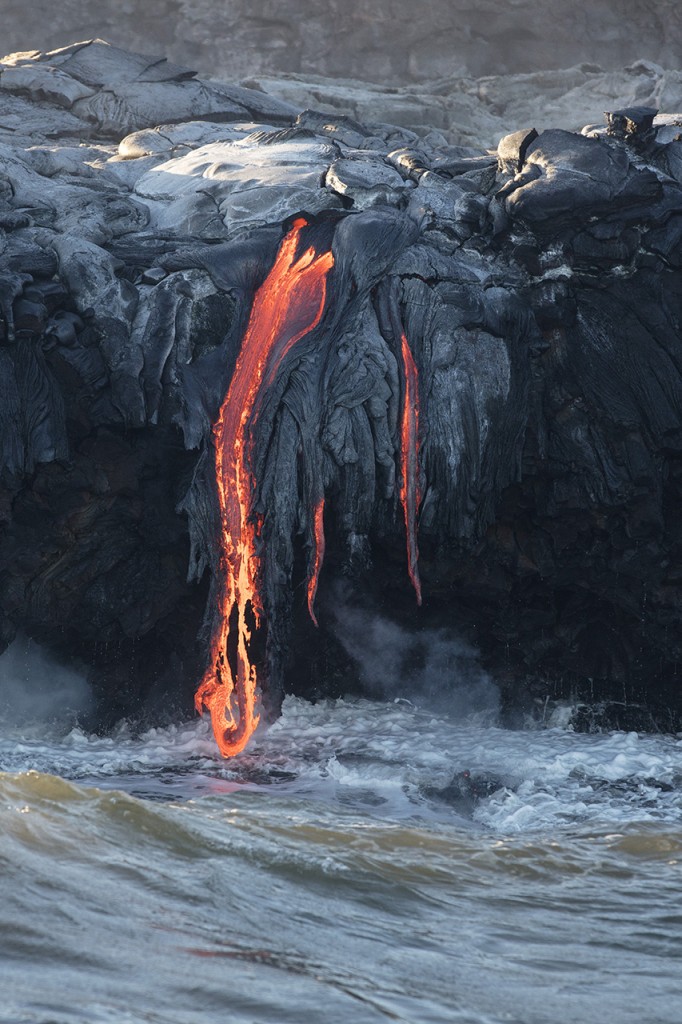 New land being born - Ocean entry of 61g lava flow, Kilauea volcano, Kalapana, Big Island of Hawai'i, USA